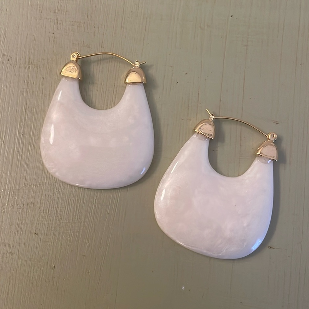Pearly white resin earrings with gold hardware